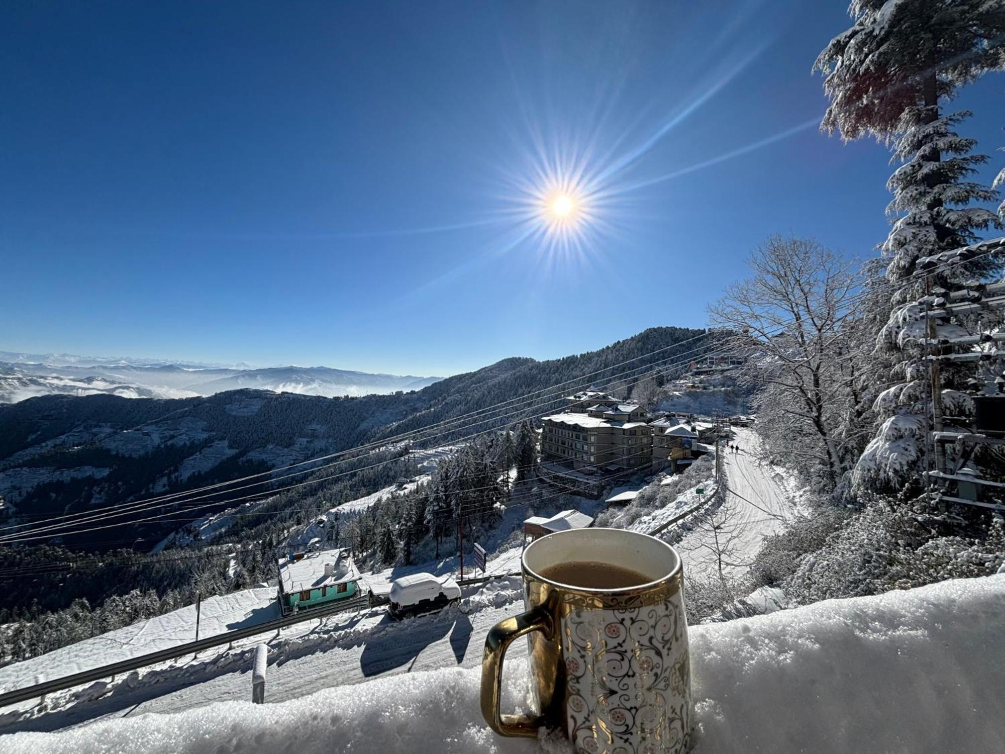 Treebo Shimla Ayurvedic Retreat Kufri Hotell Exteriör bild