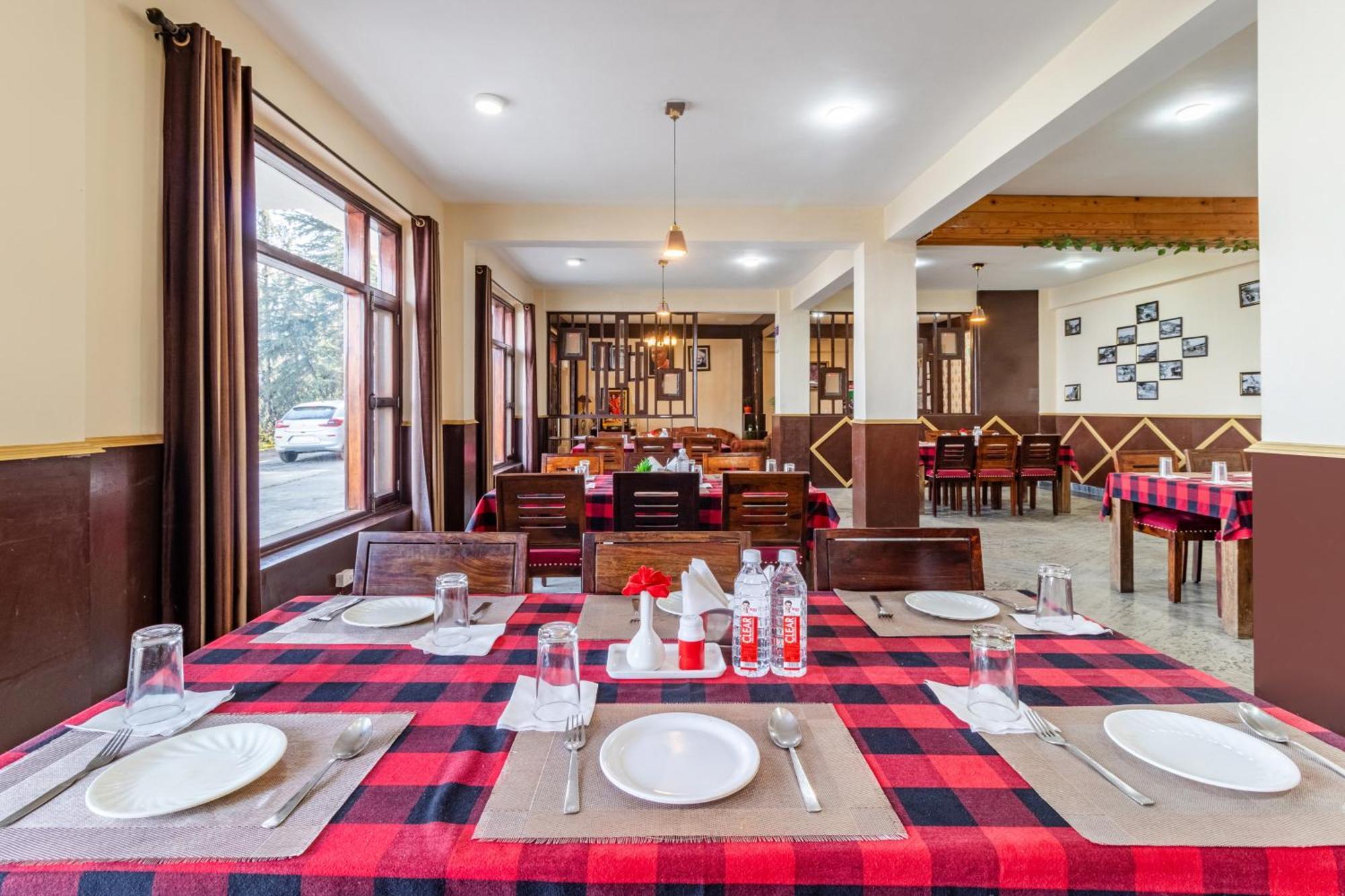 Treebo Shimla Ayurvedic Retreat Kufri Hotell Exteriör bild