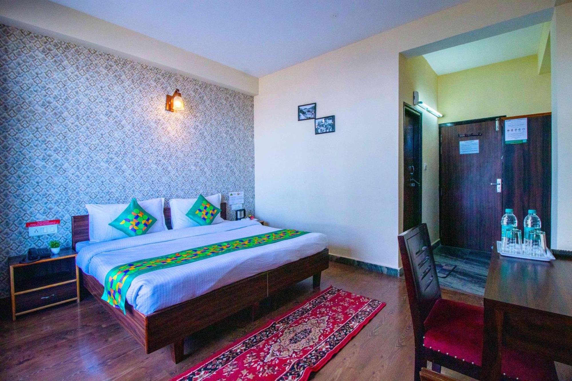 Treebo Shimla Ayurvedic Retreat Kufri Hotell Exteriör bild