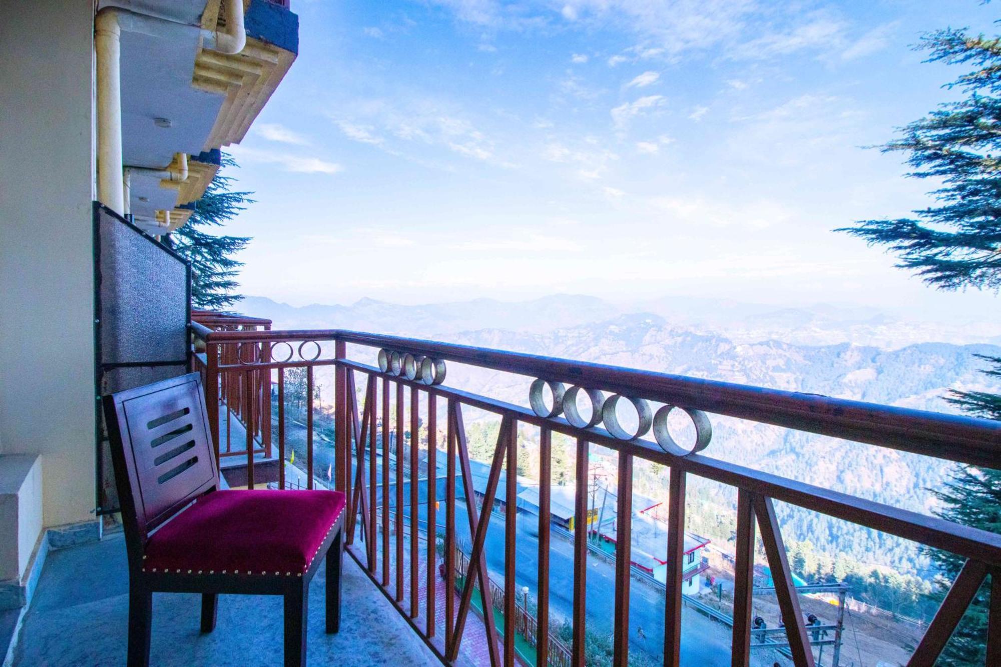Treebo Shimla Ayurvedic Retreat Kufri Hotell Exteriör bild